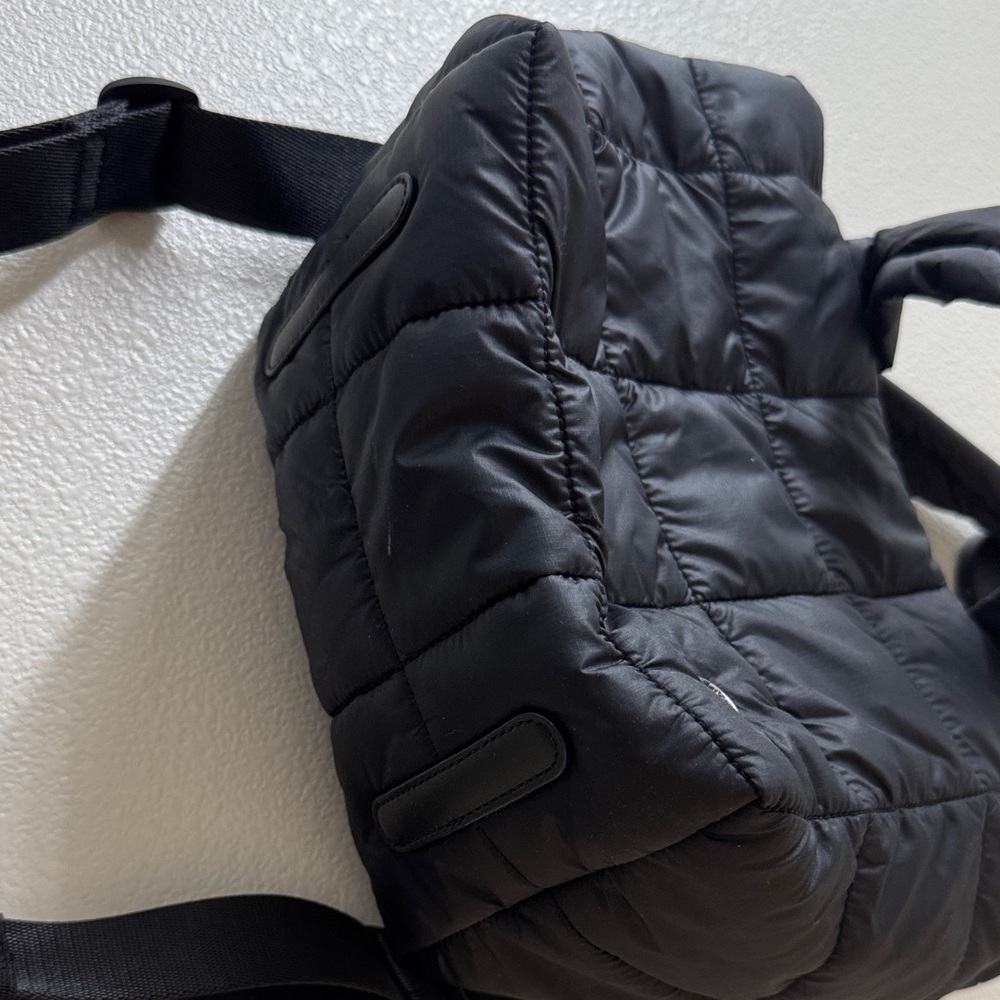 Lululemon Black Quilted Crossbody Bag - Picture 9 of 9
